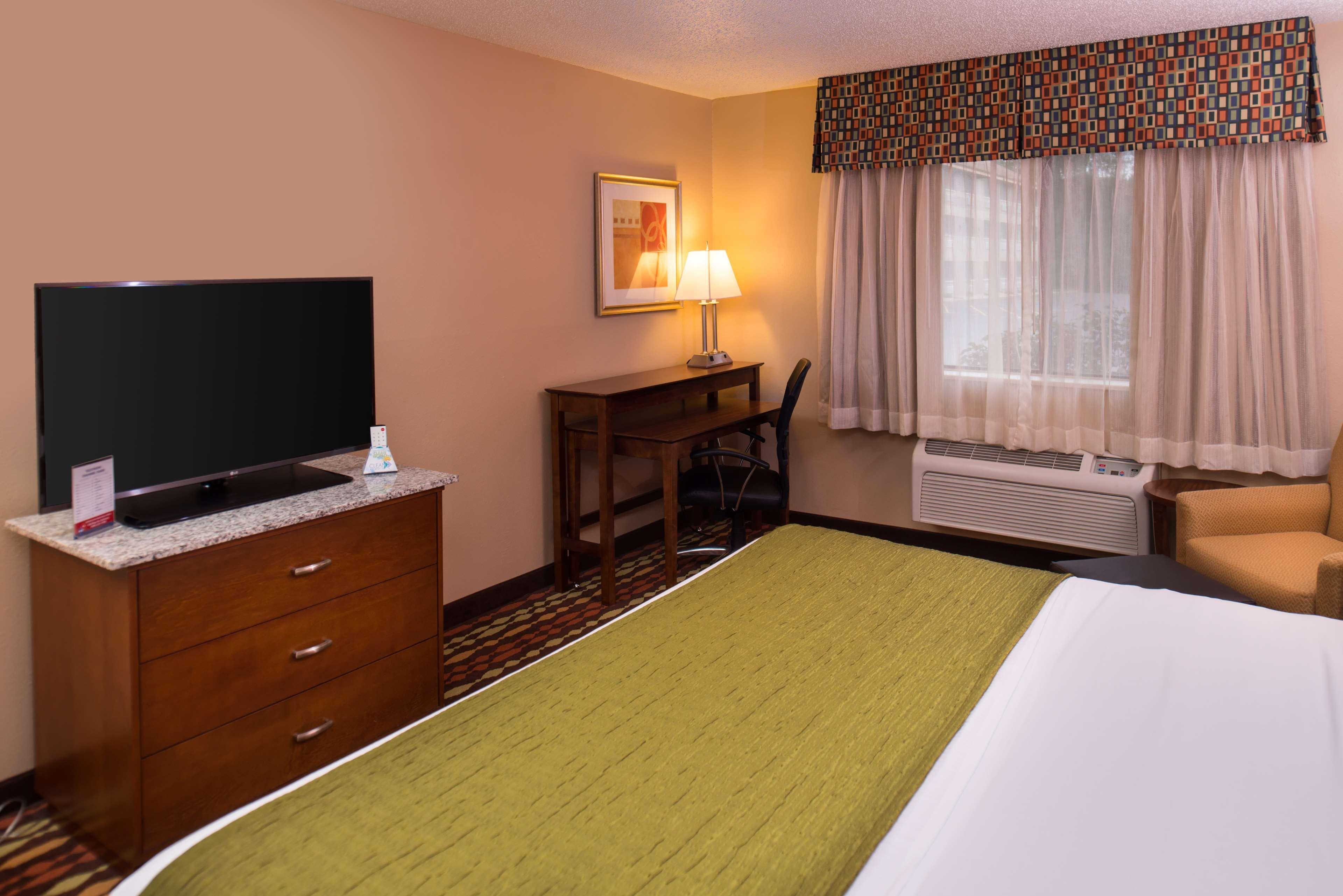 Best Western Ambassador Inn & Suites Вісконсин Деллс Екстер'єр фото
