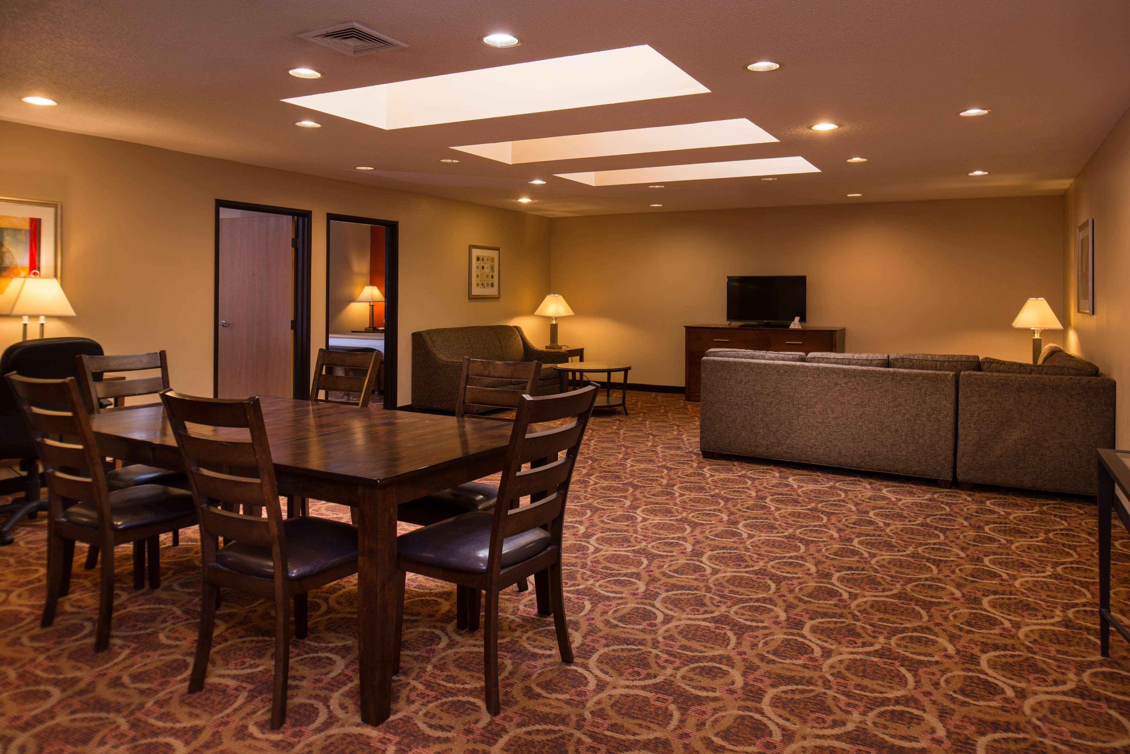 Best Western Ambassador Inn & Suites Вісконсин Деллс Екстер'єр фото